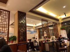 大堂-华盛园卷子王农家菜水库鱼