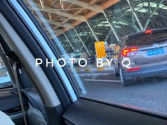 -上海浦东国际机场T1航站楼-P1停车场