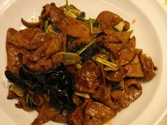 -闫府私房菜·老字号(恒隆店)