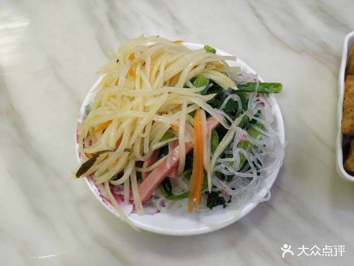 大港五区拉面(小海地店)小菜拼盘图片 - 第1张