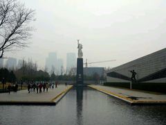 android_upload_pic-侵华日军南京大屠杀遇难同胞纪念馆-停车场