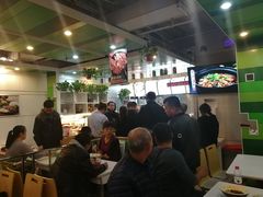 大堂-陈阿婆鱼头泡饼·京味菜(复兴路店)