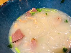 -弄堂小笼包(西青中北永旺购物中心店)