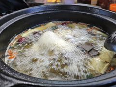 -陆记牛庄·碳锅龙虾烧烤(爱上花园店)