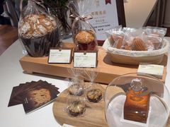 -潮一不贰·法式甜品·生日蛋糕·西式简餐(外滩店)