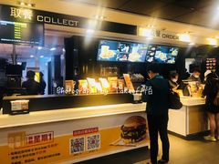 -麦当劳(新华路步步高店)