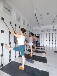 -OM瑜伽教练培训学院