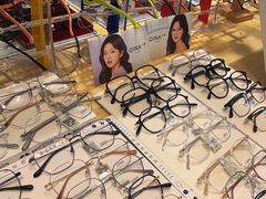 -沫芮眼镜·蔡司官方授权店(人民广场店)