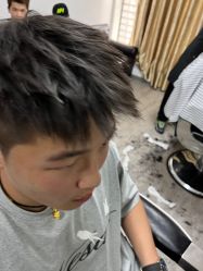 -潮流町·男士烫染发型定制