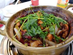 招牌家鸡煲-渝君重庆火锅(嘉宾路店)