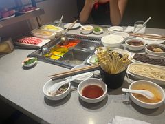 -海底捞火锅(新松江路店)