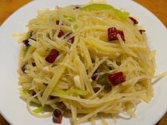 -三居鲁味坊黄焖鸡(山大路店)