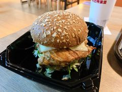 鸡肉芝士三明治-The Habit Burger Grill 哈比特汉堡(复兴soho店)