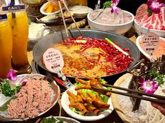 -巴卤社老火锅(财富店)