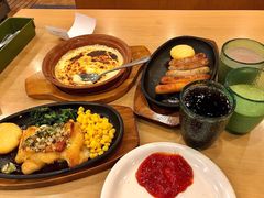 -萨莉亚意式餐厅(特力时尚汇店)