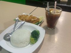 -佰搭果·广式茶餐厅(西华路店)