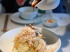 鸡丝凉面-初蓉丨遇见新川菜(亲贤街荣耀店)