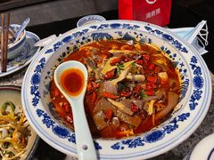 招牌鸭血旺-南京大牌档(香港广场店)