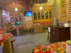 大堂-闯关东东北农家菜(崂山石老人店)