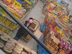 -沃尔玛(前山店)