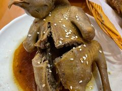 卤水乳鸽-煲煲掂风味煲仔饭餐厅(西区店)