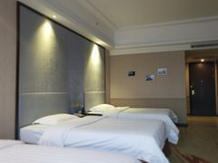 -张家界大成山水国际大酒店