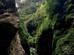 -龙水峡地缝景区