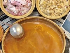 -阿山卓·野生菌火锅·纳西火塘烤肉