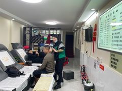 -爱脊康新中式推拿(江汉路步行街店)