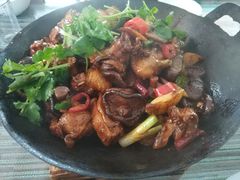 花菇土鸡干锅-自游人·美食一楼·地道徽菜(三十年名店)