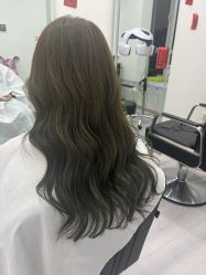 -LILI·HAIR SALON理理造型