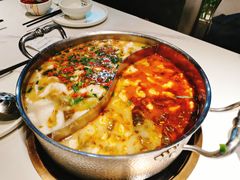-德林酸菜鱼火锅(南丹店)