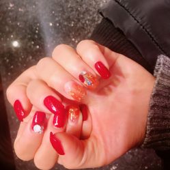 -手牵手美甲
