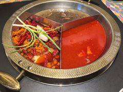 -廖掌柜·重庆鲜货火锅(上海首店)