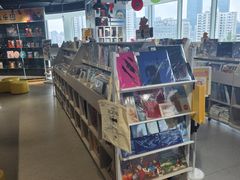 -浣熊唱片店(上海影城店)