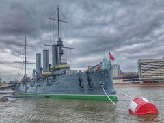 -阿芙乐尔号巡洋舰