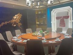 包厢-呷湘厨·鱼汤捞饭·剁椒鱼头·辣椒炒肉(国家会展中心店)