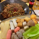 在桂林，最近好像很流行吃牛肉火锅呀～