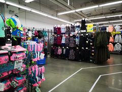 -迪卡侬(西三旗店)