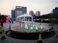 -资和信百货商场