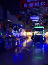 -嗨翻Hi-Fun竞技主题乐园·蹦床团建生日聚会(五棵松华熙店)