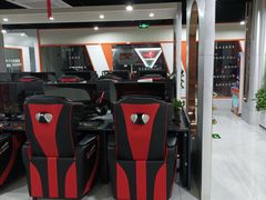 -鹏羽电竞馆(万盛东地铁站店)