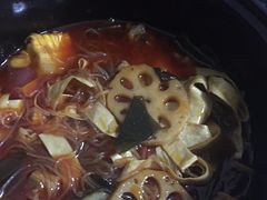 -山河屯铁锅炖(哈西站店)