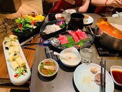 -捞王锅物料理(上海世茂广场店)