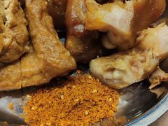 卤猪蹄-鸿浩扒猪脚米线