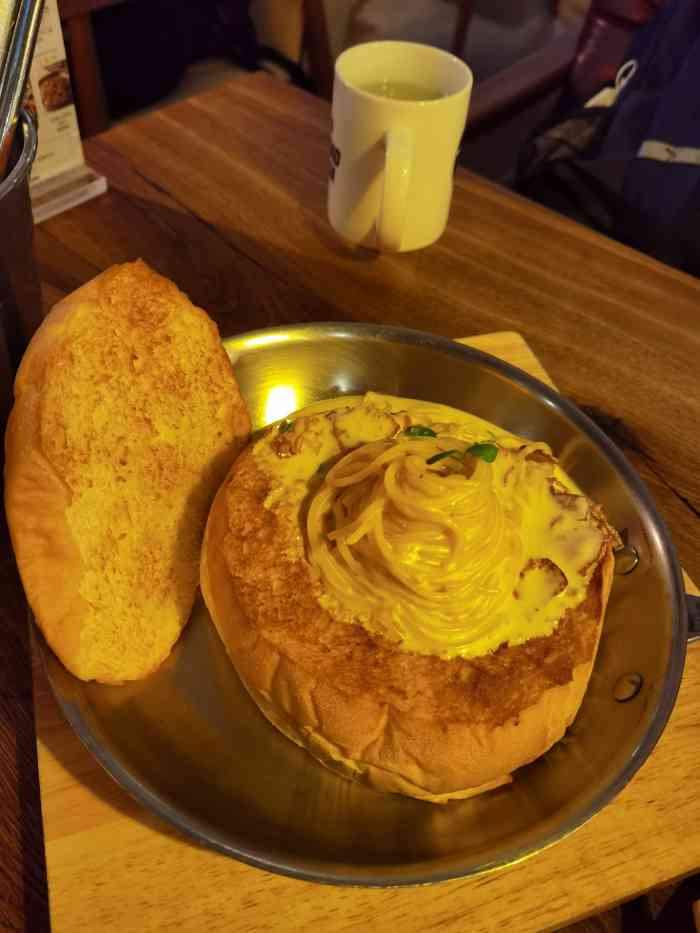 速度披萨(环球都会广场店)-"昨晚心满意足的吃到了想吃很久的披萨!其.