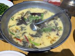 -岩泊渡桂鱼楼活鱼馆