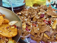 -壹阁胡羊焖饼(特色小吃街店)