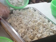 -周震馄饨