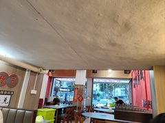 -官塘陈记鱼生·潮汕砂锅粥·牛肉火锅(潮枫路总店)